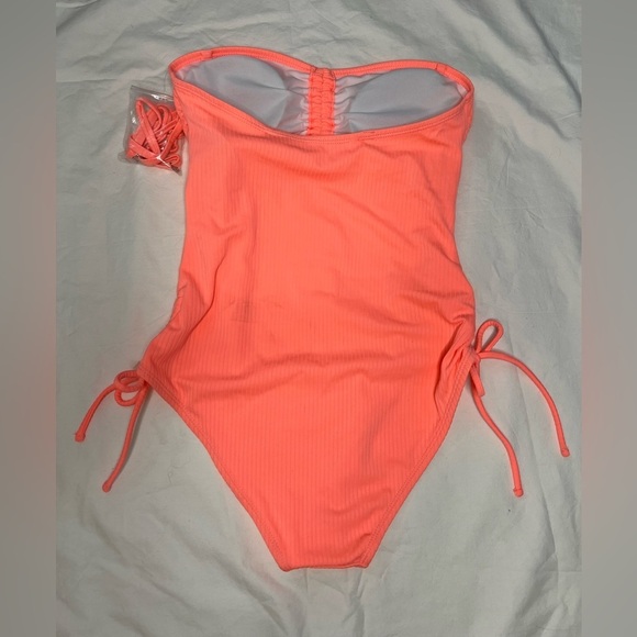 Decree Womens Exotic Textured Monokini One Piece Swimsuit in Tropical Coral S - Picture 4 of 11